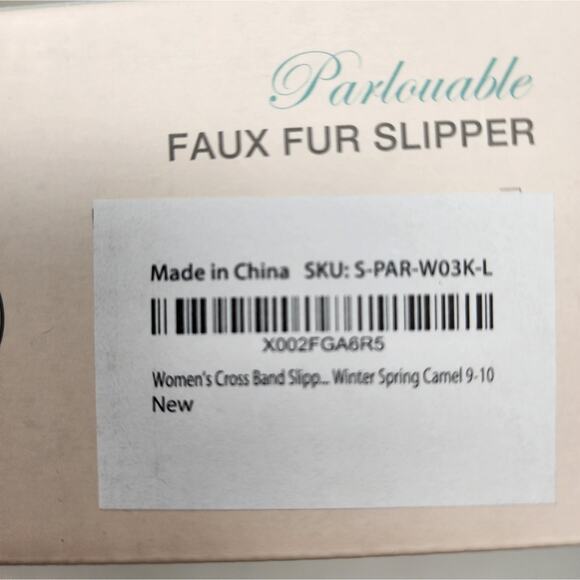 Fluffy Cozy Faux Fur Camel Slippers Gold Buckle Women's Size 9-10 New in Box - Picture 16 of 16